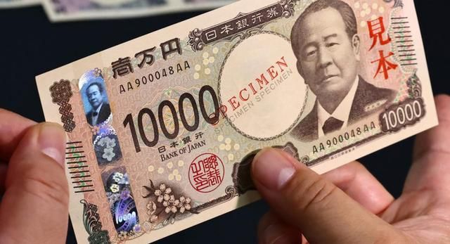 日元快速贬值吸引了国际游客在“买买买”购物。财政部长:是时候采取行动应对汇率过度波动了。